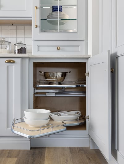 Cabinet with Storage Pullout