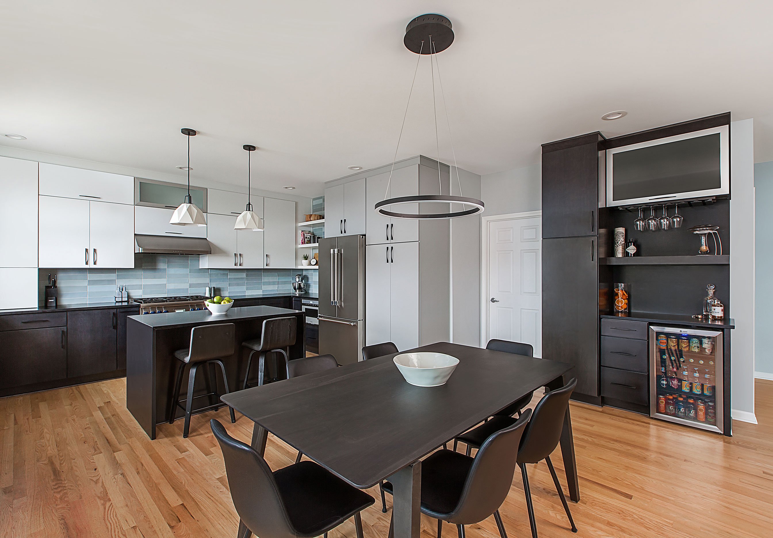 Contemporary Kitchen featuring Merillat Masterpiece cabinetry in Epic door style