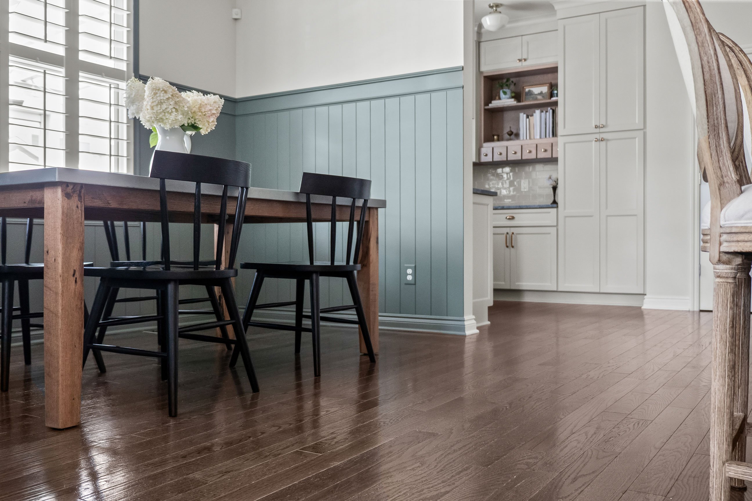 Flooring detail of dining area