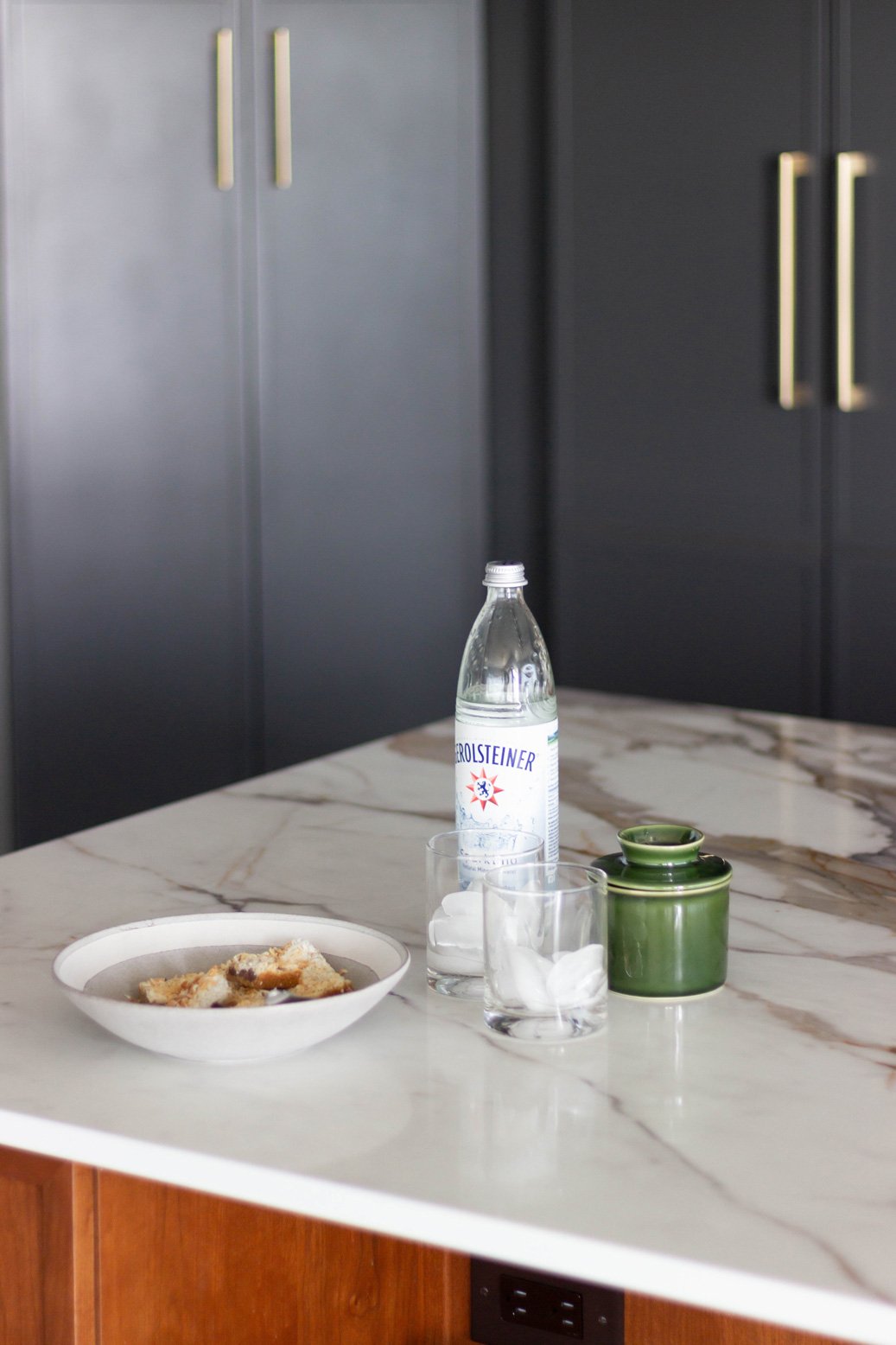 Detailed food and drink photo on large island