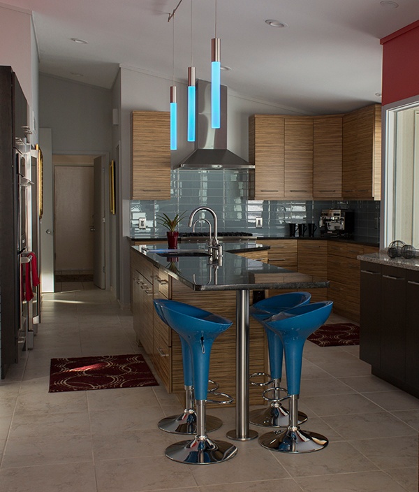 11_AParker_Contemporary_Kitchen_Overview_lowres.jpg