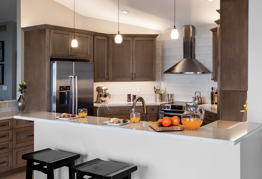 Grey and white kitchen 